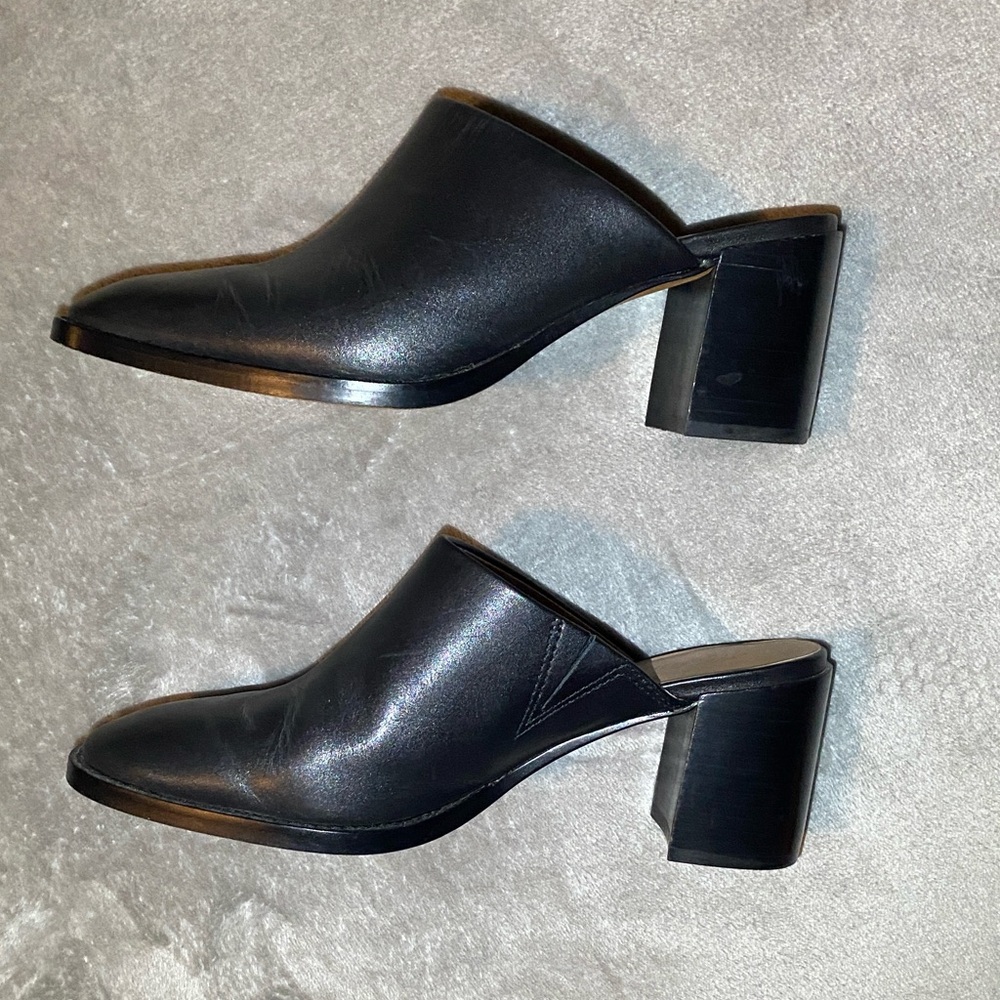 Madewell Women’s Black Leather Macarro Mules Size 8 with padding 2 3/4” heel